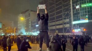 Irán cifra en 3.000 los detenidos por las protestas en el país