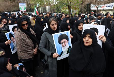 Jamenei apunta a Trump