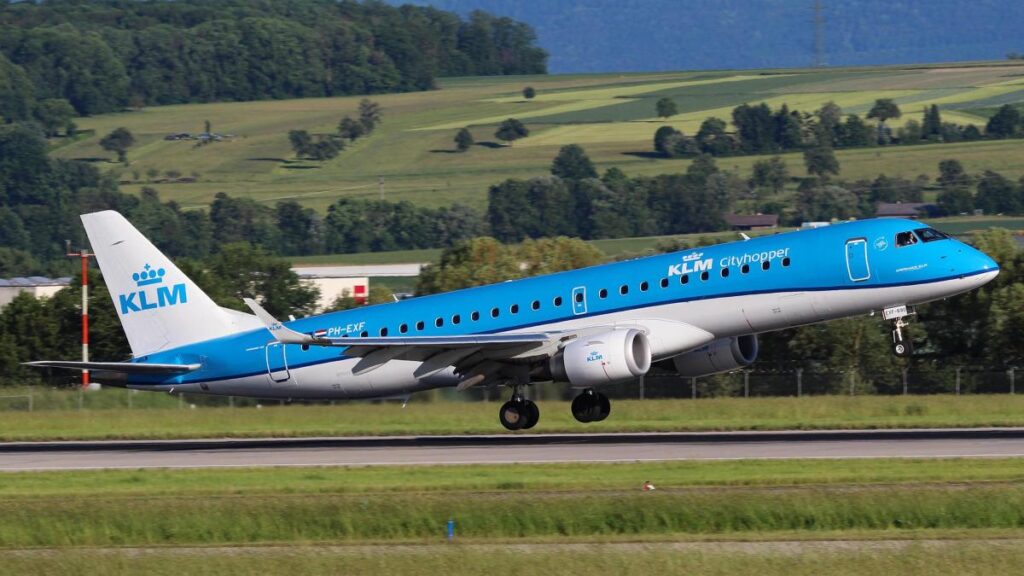 KLM cancela temporalmente la conexión Ámsterdam-Tel Aviv por la tensión con Irán