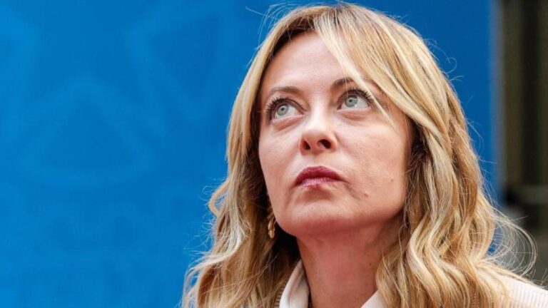 Meloni tacha de “enemigos de Italia” a los violentos que protestan contra los Juegos