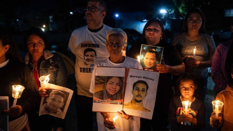 Venezuela libera a 17 presos políticos más