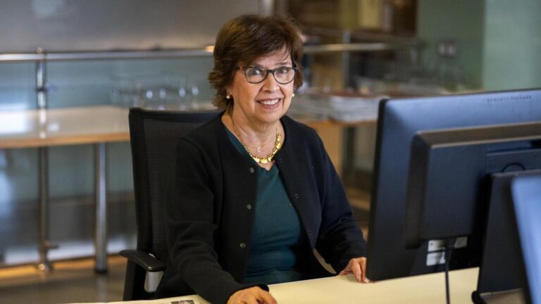 Concha Forteza, gestora administrativa, resuelve tus dudas de la renta en ‘La Vanguardia’