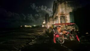 Cuba sufre un colapso de la red eléctrica que deja a toda la isla sin luz