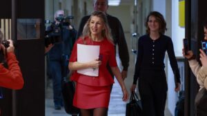 El Gobierno aprobará el próximo martes las primeras medidas contra la crisis