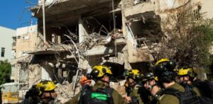 Guerra en Irán, en directo | Irán niega un acuerdo con EE.UU. y Trump, y última hora de los ataques y amenazas de Israel