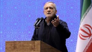 Irán suspende sus bombardeos a países vecinos pero se reserva el derecho a contraatacar