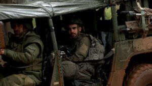 Israel aísla el sur del Líbano, que denuncia el “preludio de una invasión terrestre”