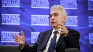 La AIE advierte que la situación energética es “muy grave” y supera a las crisis del petróleo de 1970