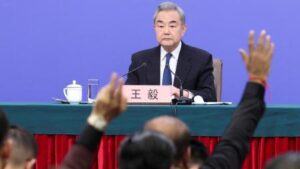 Wang Yi: “El mundo no puede volver a la ley de la selva”