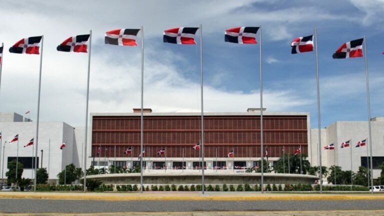 Comunidad de Bitcoin Dominicana debatirá ley para regular criptomonedas en el Congreso