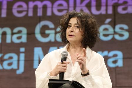 Crear belleza contra la tiranía