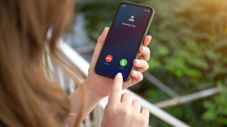 El Gobierno obligará desde octubre a usar el prefijo 400 en las llamadas comerciales