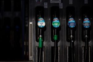 El petróleo retoma las subidas y se acerca a los 110 dólares, sin avances en la guerra en Irán