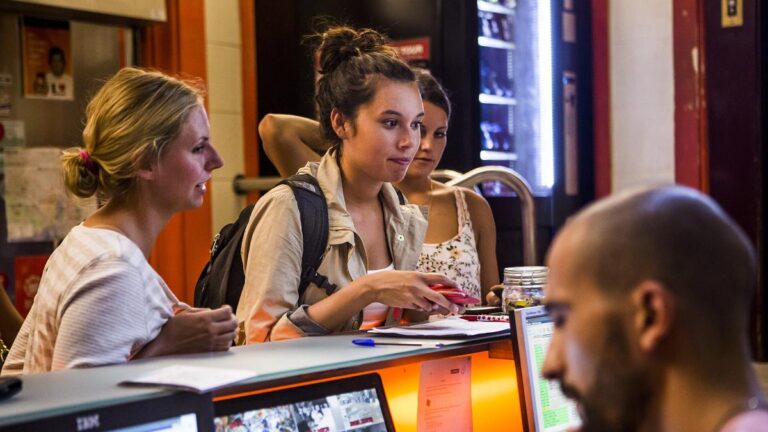 Entra en vigor la nueva tasa turística en Catalunya: ¿cómo quedan las tarifas?