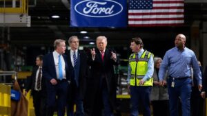 Ford y la Administración Trump negocian la participación de la compañía en proyectos de Defensa