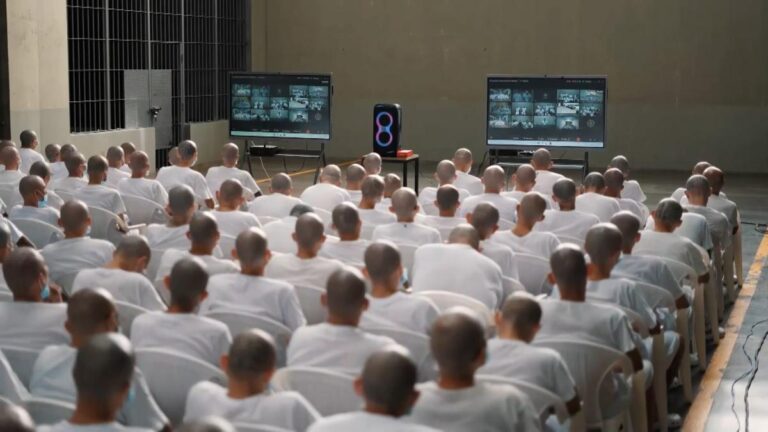 Más de 400 líderes pandilleros de la MS13 son juzgados en macroaudiencia en El Salvador