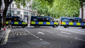 Pastora británica es acusada de homicidio involuntario tras ahogar a un hombre durante su bautismo