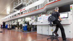 ¿Quién plastifica lo que compras en el súper?