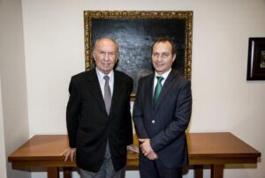 Relevo en la presidencia de BonÀrea Guissona // Contratos de defensa: Madrid, 80%; Catalunya, 0%