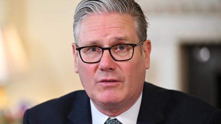 Starmer afronta peticiones de dimisión tras un nuevo estallido del caso Mandelson