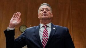 Todd Lyons, director interino del ICE y jefe del plan de deportaciones, dimitirá en mayo