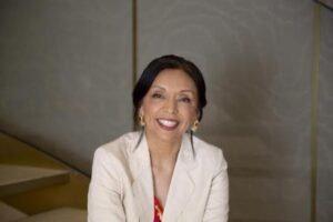 Vestidos transformer, sensualidad y luz en La Fira: así serán las novias de 2027