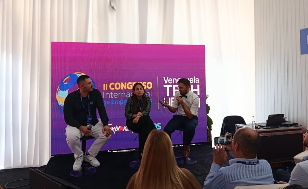 Fotografía del panel de Bitfinex y BitGo en el Venezuela Tech Week.