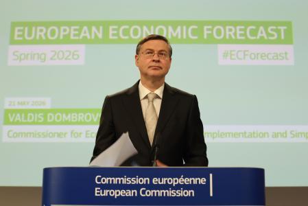 El comisario de Economía de la Comisión Europea, Valdis Dombrovskis