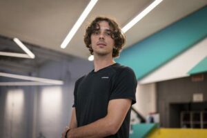 El pluriempleo alcanza máximos con la crisis de la vivienda de fondo