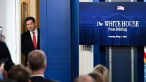 Rubio viaja a Roma en plena crisis entre Trump y el Vaticano