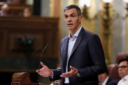 De la tutela de jueces y policías al caballero blanco