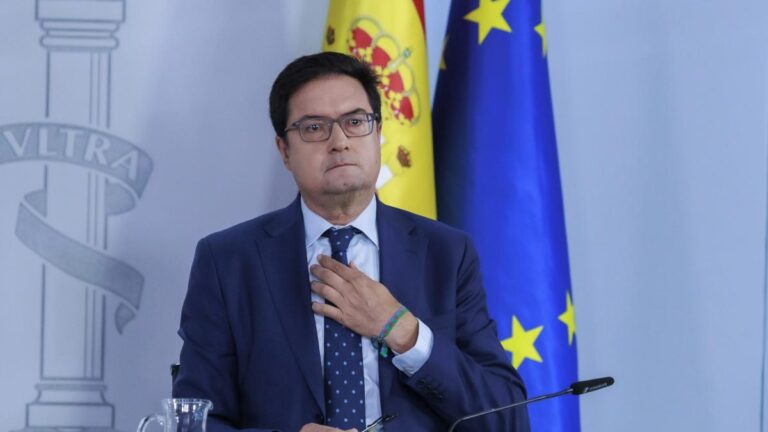 El Gobierno pide más tiempo a la UE para reducir la temporalidad en la función pública