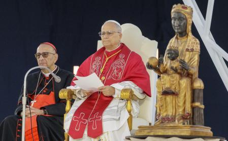 El papa León XIV durante una de sus múltiples intervenciones este martes en Montjuïc