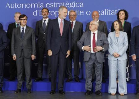El Rey insta a Europa a superar la crisis y “convertir en realidad sus aspiraciones lejanas”