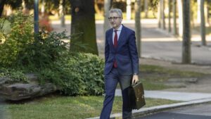 Hacienda convoca a las autonomías a reuniones para acordar la reforma de la financiación