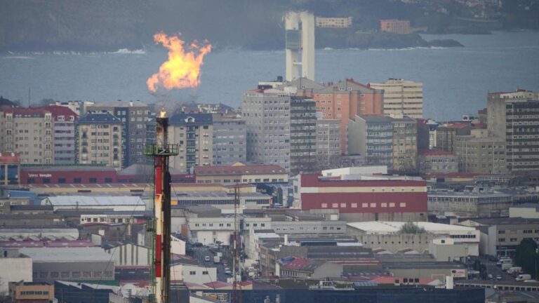 Repsol firma un acuerdo para la exploración y el desarrollo de una nueva zona petrolífera en Venezuela