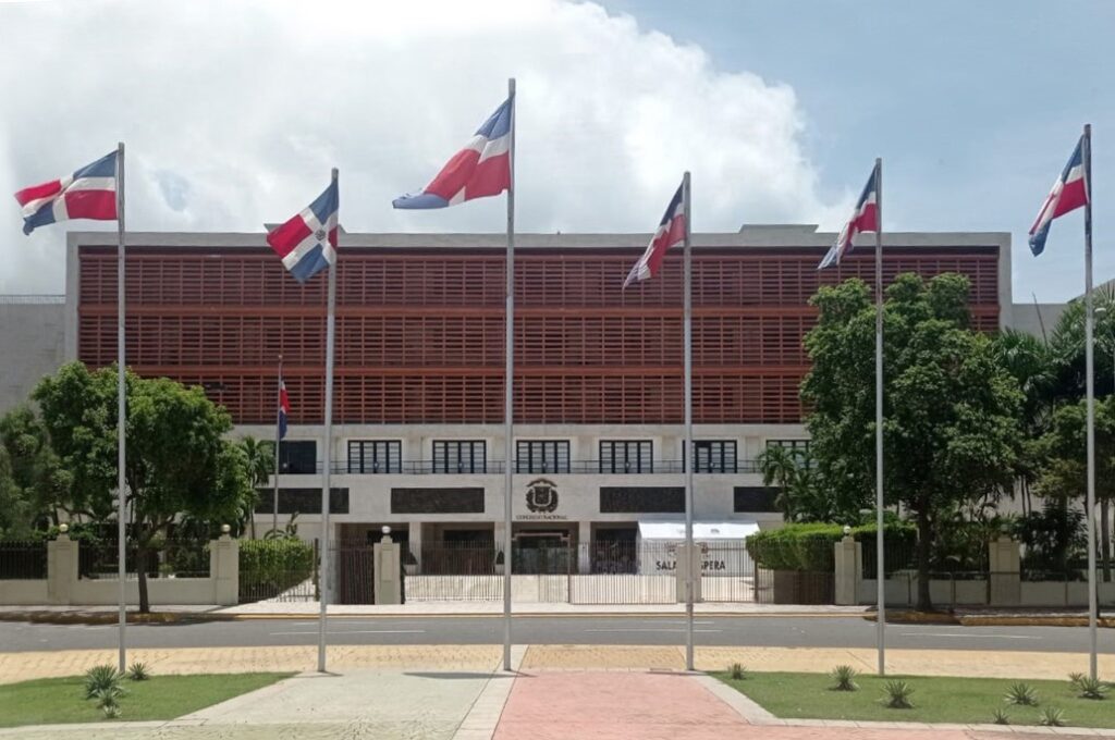 Fotografía del edificio legislativo de República Dominicana.