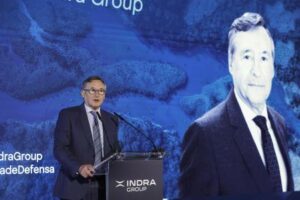 Cambios ‘políticos’ en el consejo de Indra // Debate en la Cambra por el aumento de las sillas de plata