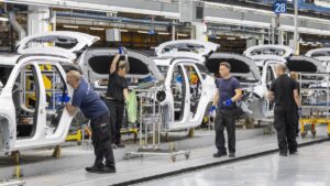Casi una cuarta parte de los empleos dependen de la actividad exportadora