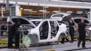 Catalunya lidera la creación de empleo y la reducción del paro, que baja del 8%