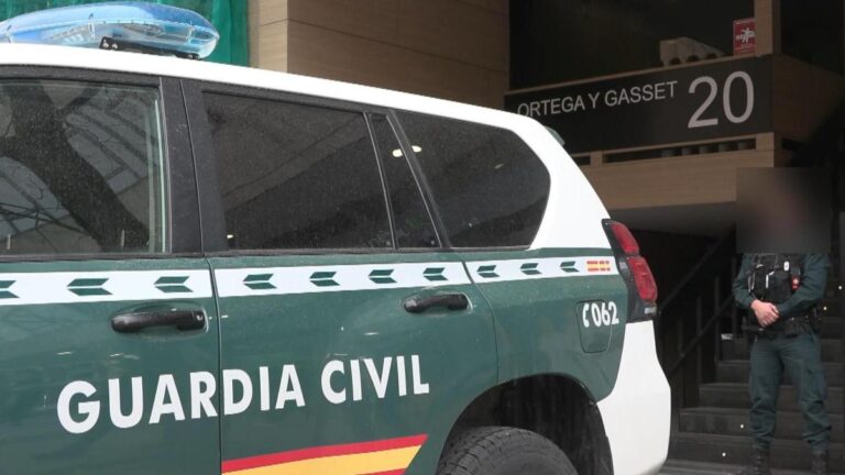 Detenido en Rivas un masajista que grabó a más de 130 clientas en secreto mientras se desvestían