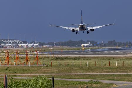 El aeropuerto de El Prat bate récord de pasajeros en el primer semestre con más de 28 millones