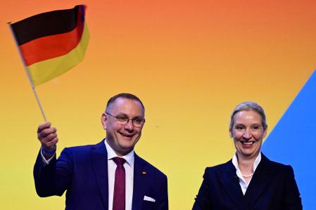 El partido ultraderechista AfD exhibe músculo en un congreso en Erfurt pese a las protestas