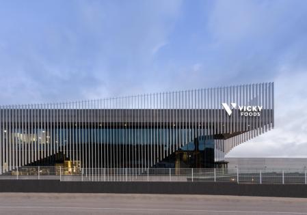 Actualmente Vicky Foods cuenta con una plantilla de más de 4.200 empleados. Entre sus marcas propias se incluyen Dulcesol®, Panrico®, Hermanos Juan®, Fit'z®, Il Forno di Giovanni Ricci® y Be Plus®. 