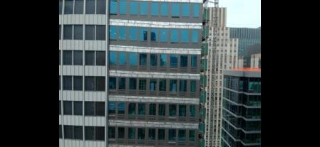 La inestabilidad de un edificio en construcción fuerza la evacuación y cierre de una zona de Manhattan