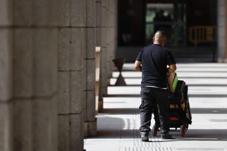 La letra pequeña de la tasa de 3 euros por comprar en Shein o Temu: ¿quién paga realmente?