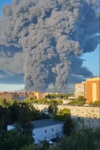 Rusia vuelve a bombardear Kiev con misiles balísticos y Ucrania responde atacando refinerías