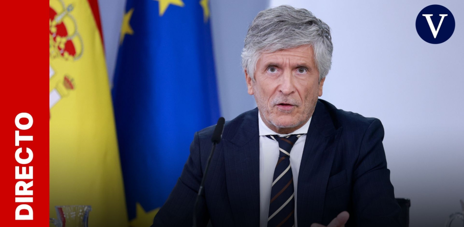 El ministro del Interior, Grande-Marlaska sobre la crisis en Ceuta:&nbsp;”La policía está identificando a todos los migrantes”