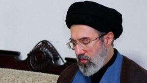 El presidente de Irán admite que es “muy difícil” comunicarse con el líder supremo, Mojtaba Jamenei