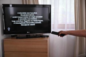 La televisión pública de Hungría reanuda sus informativos tras 44 días de parón ordenado por Magyar